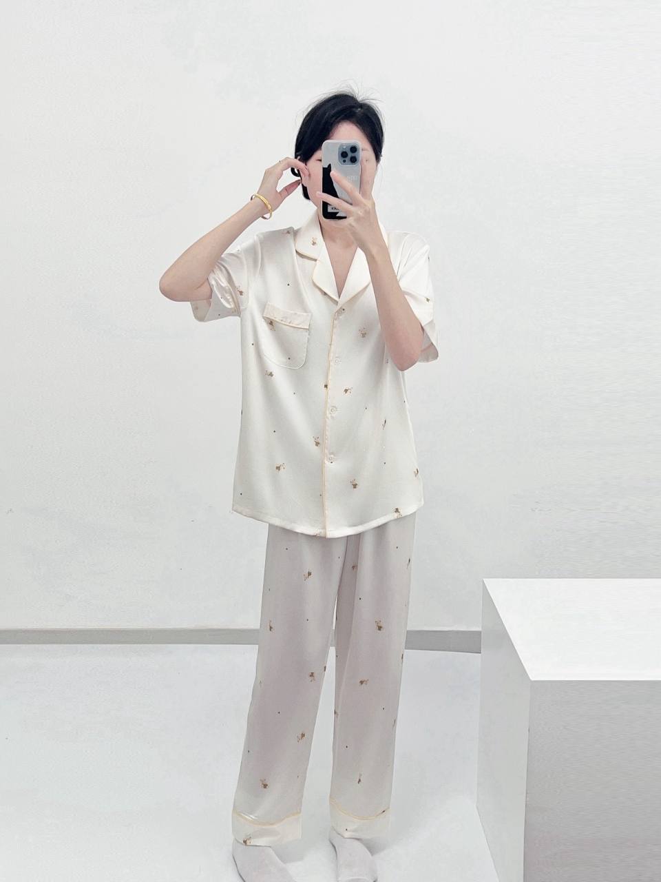 Teddy Dream Short Sleeve Ice Silk Pajamas Set